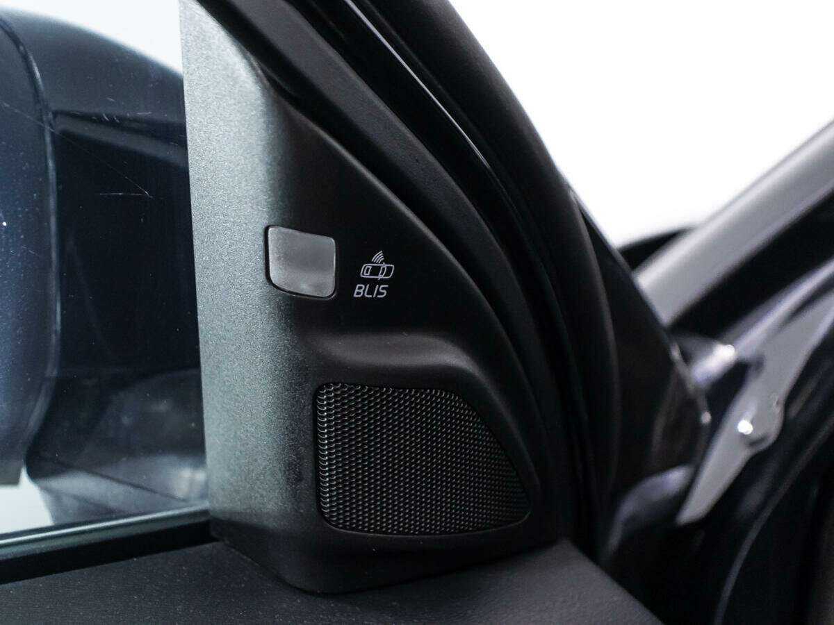 Volvo XC70 2013 года с пробегом. Фото: #16