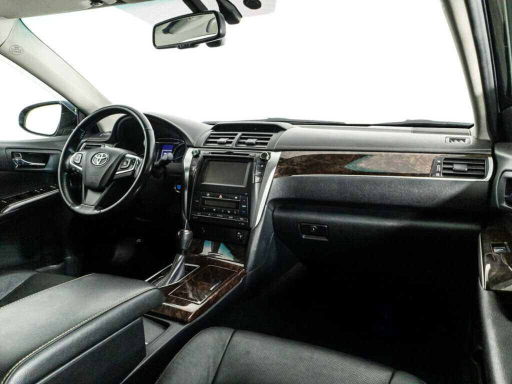 Toyota Camry 2016 года с пробегом. Фото: #8