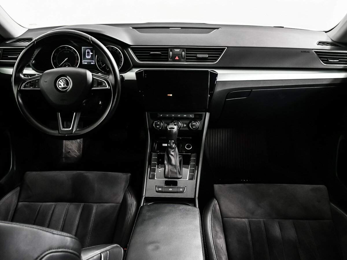 Skoda Superb 2016 года с пробегом. Фото: #10
