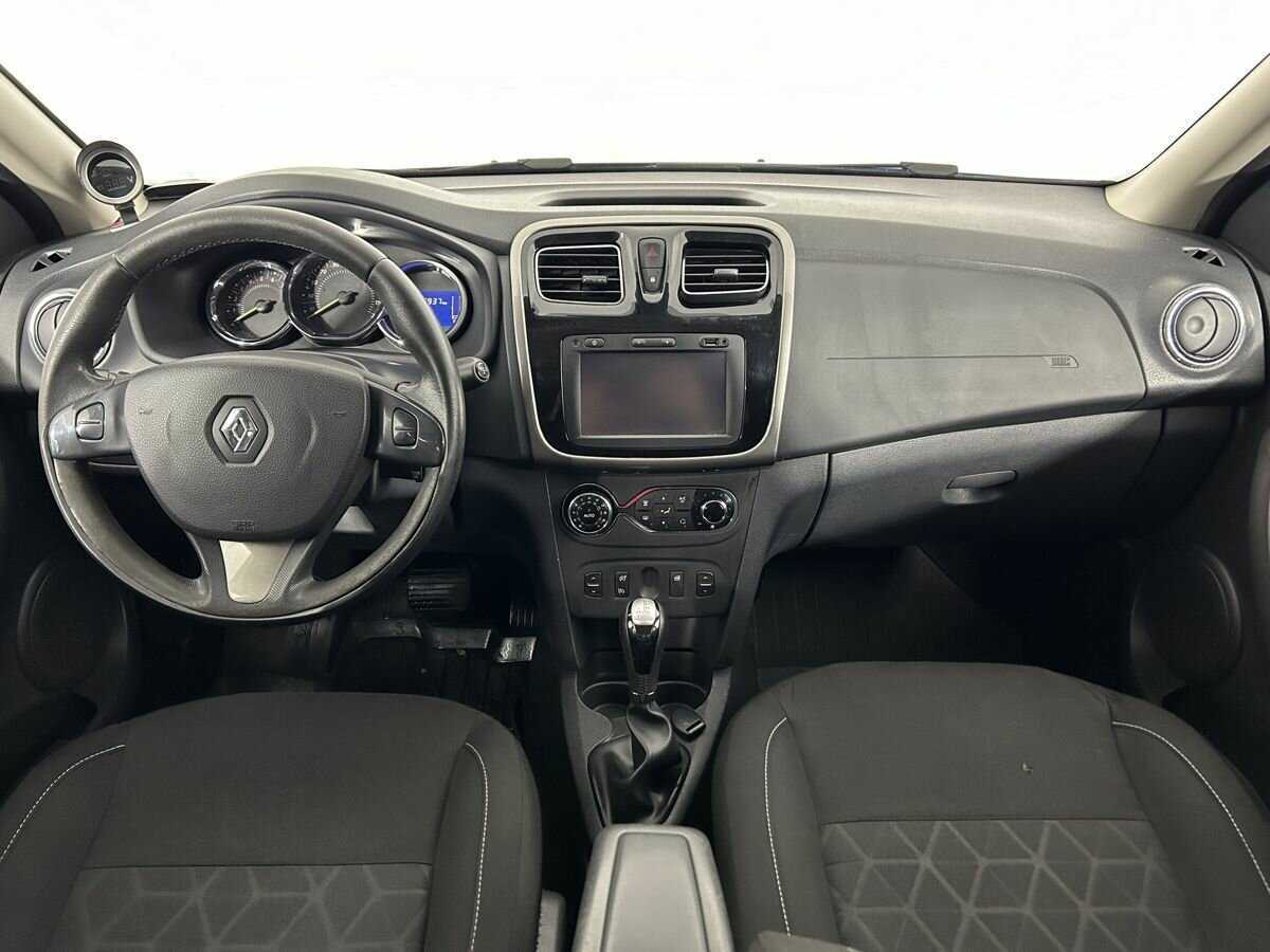 Renault Sandero 2016 года с пробегом. Фото: #6