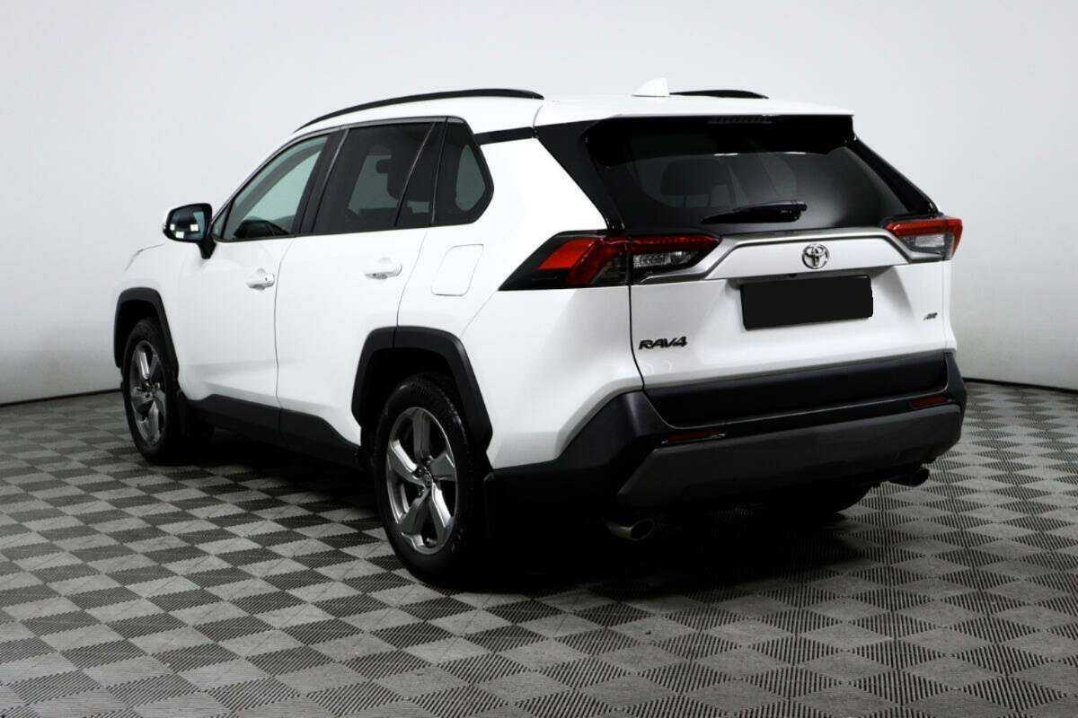 Toyota RAV4 2020 года с пробегом. Фото: #6