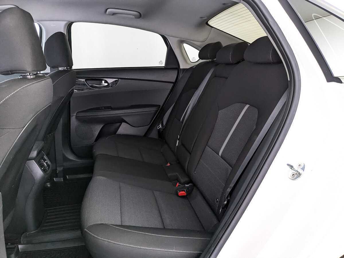 Kia Cerato 2020 года с пробегом. Фото: #15
