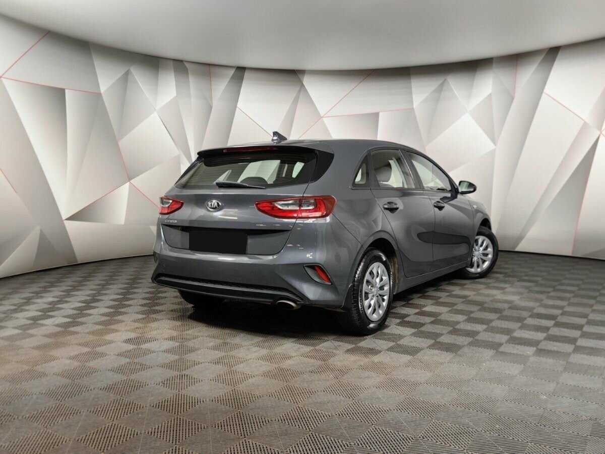 Kia Ceed 2018 года с пробегом. Фото: #1