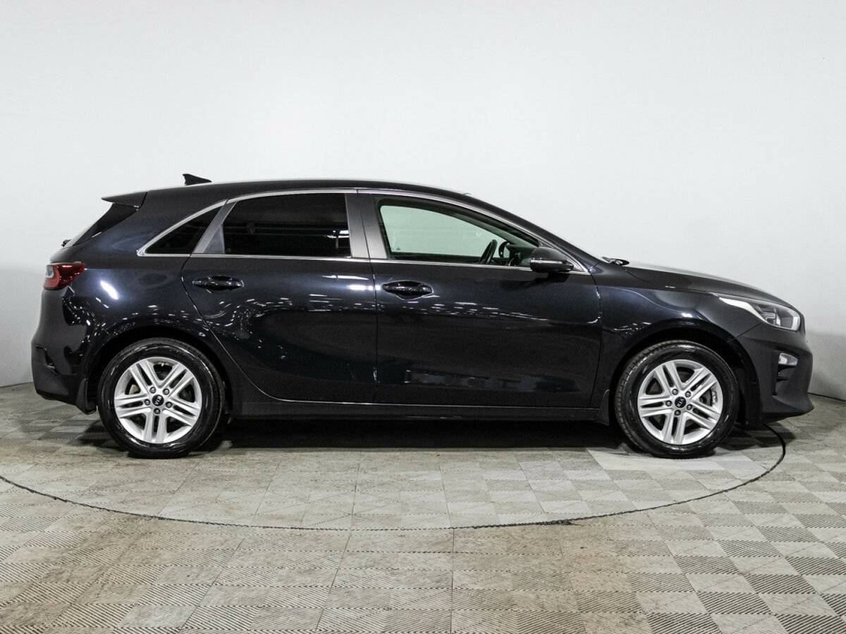 Kia Ceed 2019 года с пробегом. Фото: #3