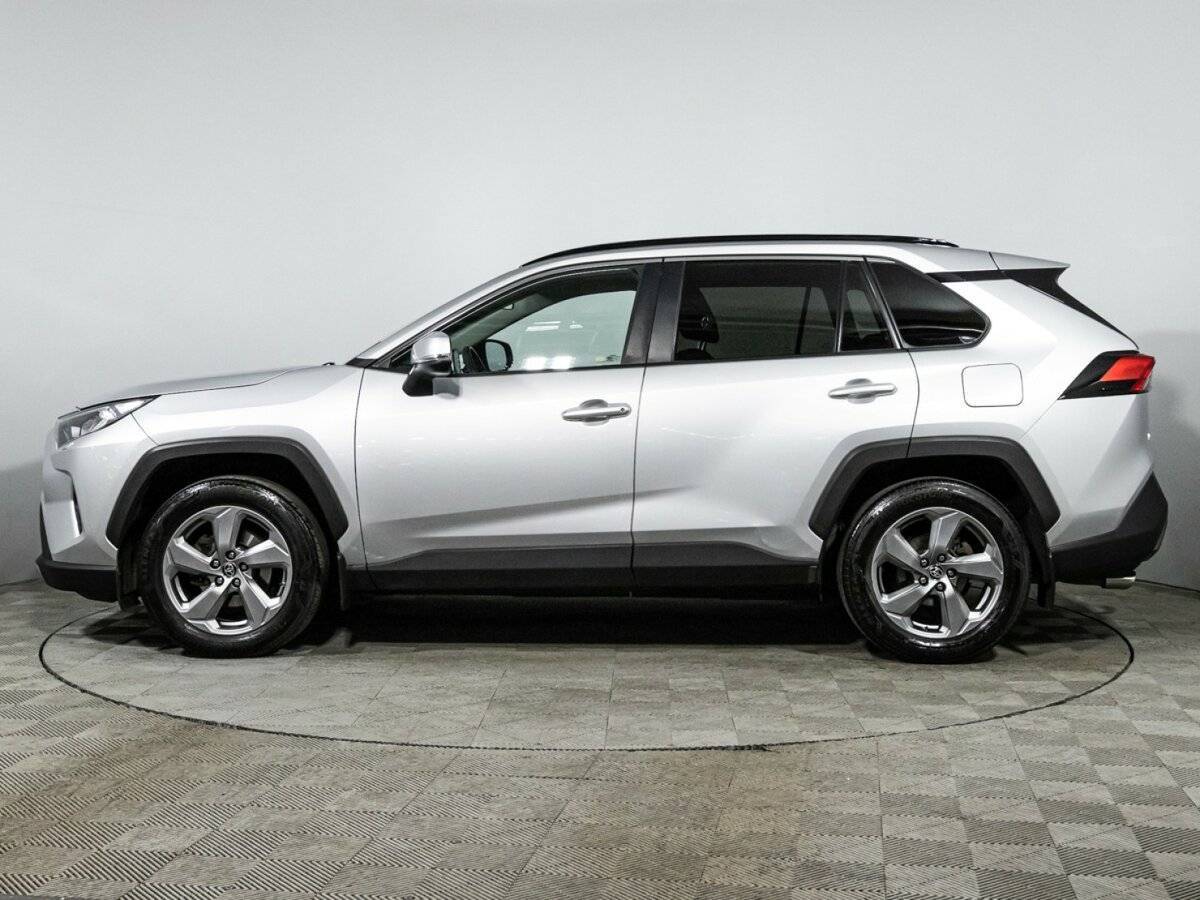 Toyota RAV4 2020 года с пробегом. Фото: #7