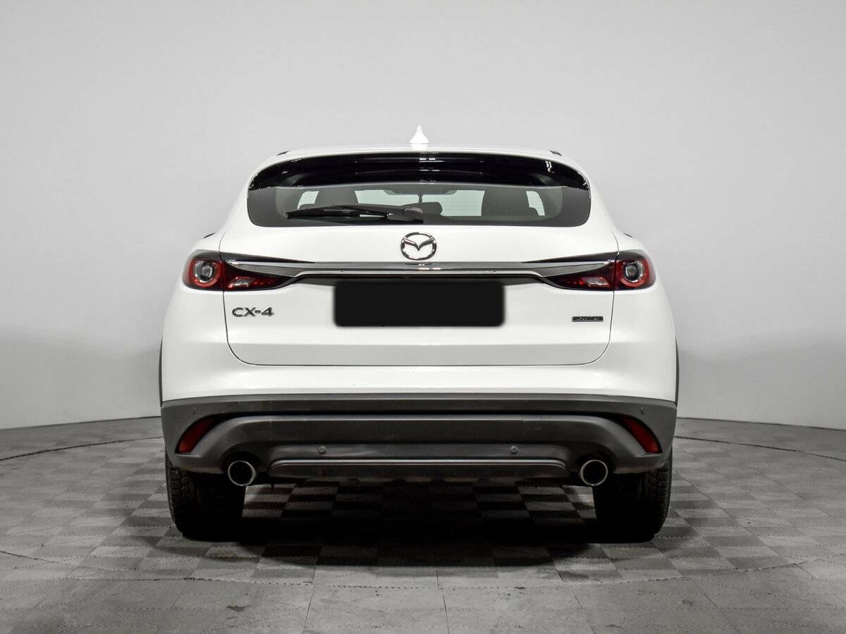 Mazda CX-4 2022 года с пробегом. Фото: #5