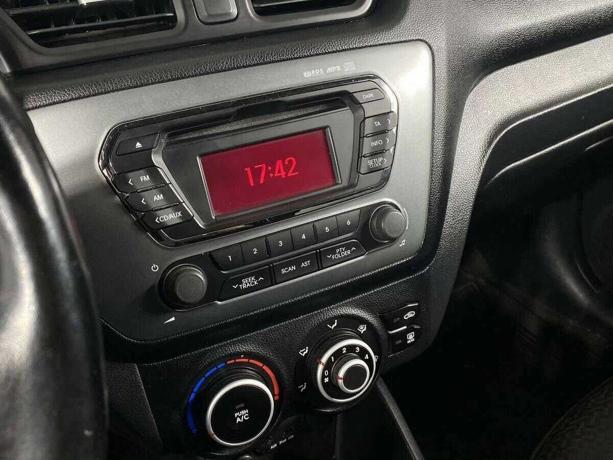 Kia Rio 2013 года с пробегом. Фото: #9