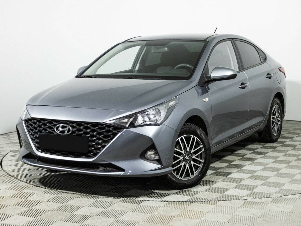 Hyundai Solaris 2020 года с пробегом. Посмотреть фото