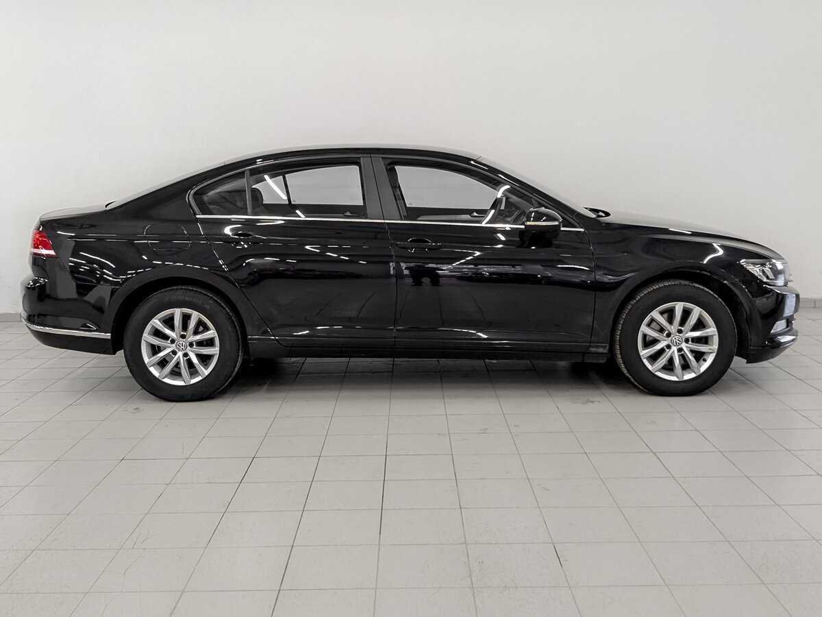 Volkswagen Passat 2016 года с пробегом. Фото: #3