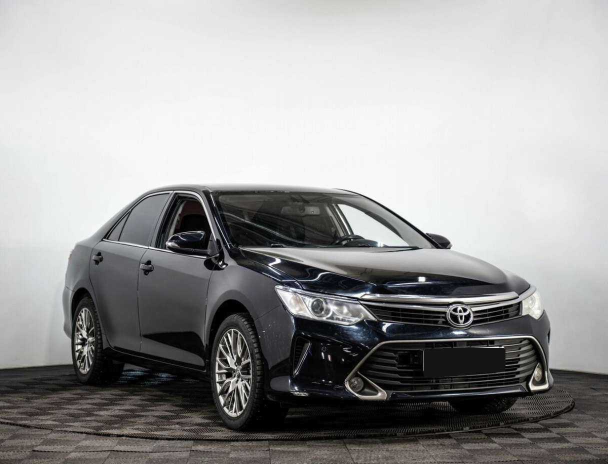 Toyota Camry 2015 года с пробегом. Фото: #2
