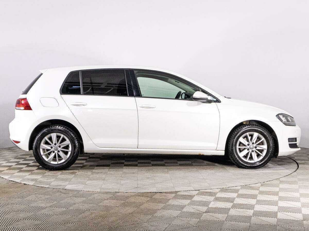 Volkswagen Golf 2013 года с пробегом. Фото: #3