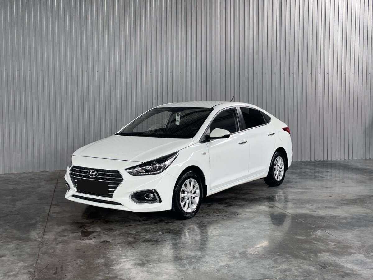 Hyundai Solaris 2018 года с пробегом. Посмотреть фото