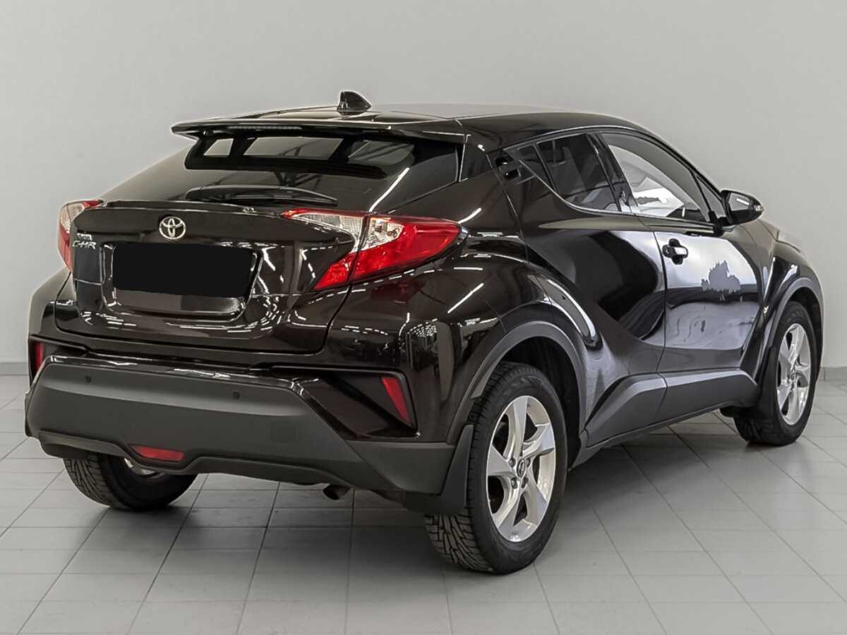 Toyota C-HR 2019 года с пробегом. Фото: #4