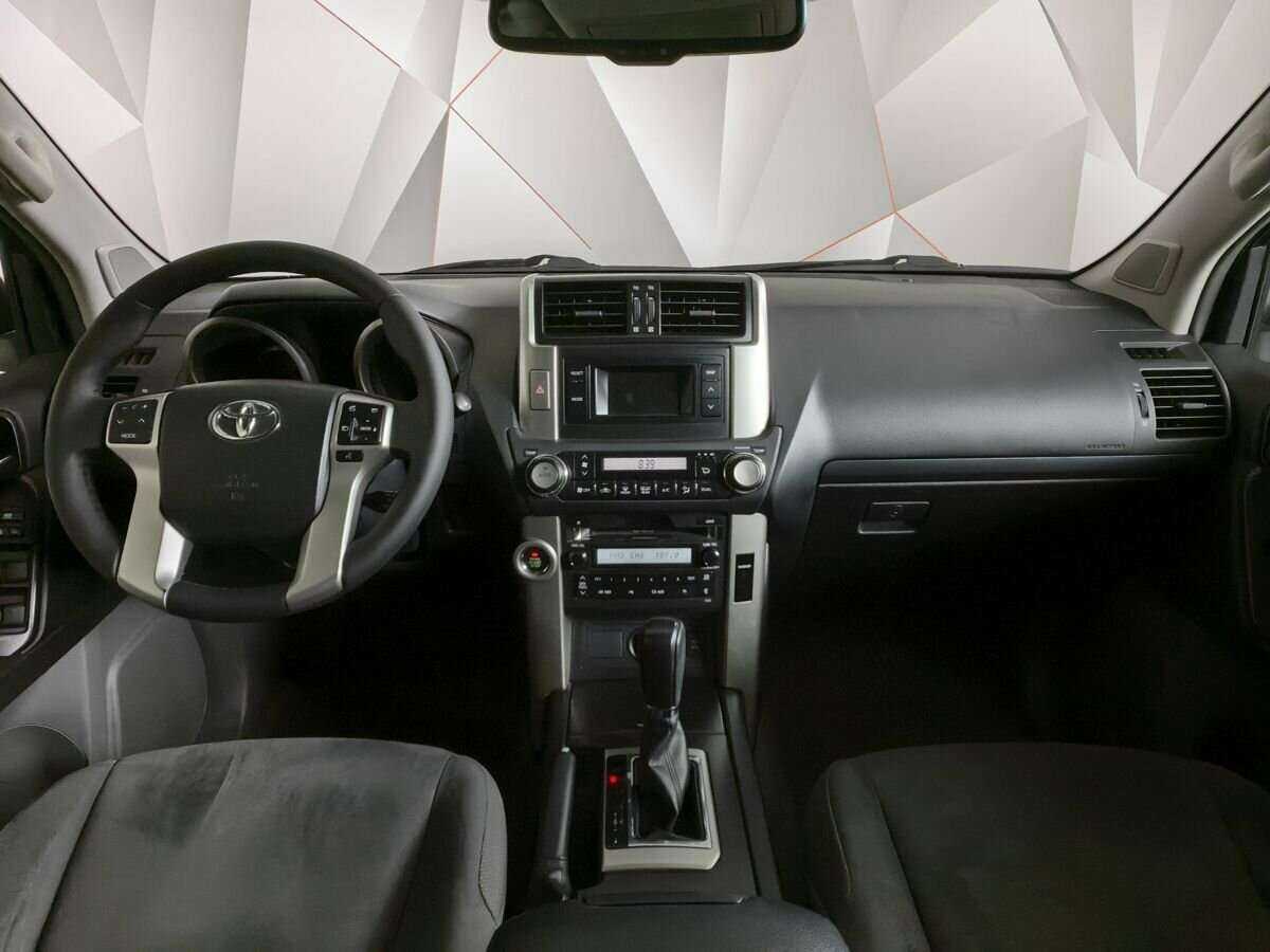 Toyota Land Cruiser Prado 2012 года с пробегом. Фото: #9