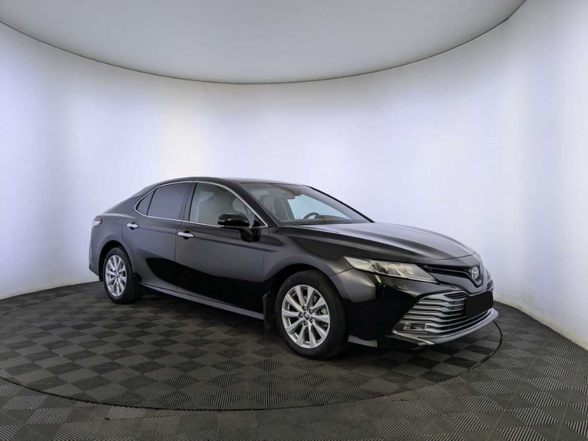 Toyota Camry 2020 года с пробегом. Фото: #2