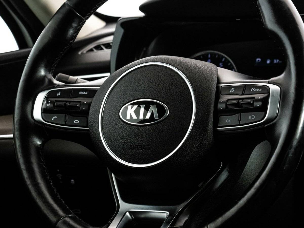 Kia K5 2021 года с пробегом. Фото: #10