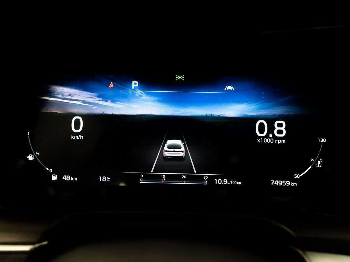 Kia K5 2020 года с пробегом. Фото: #11