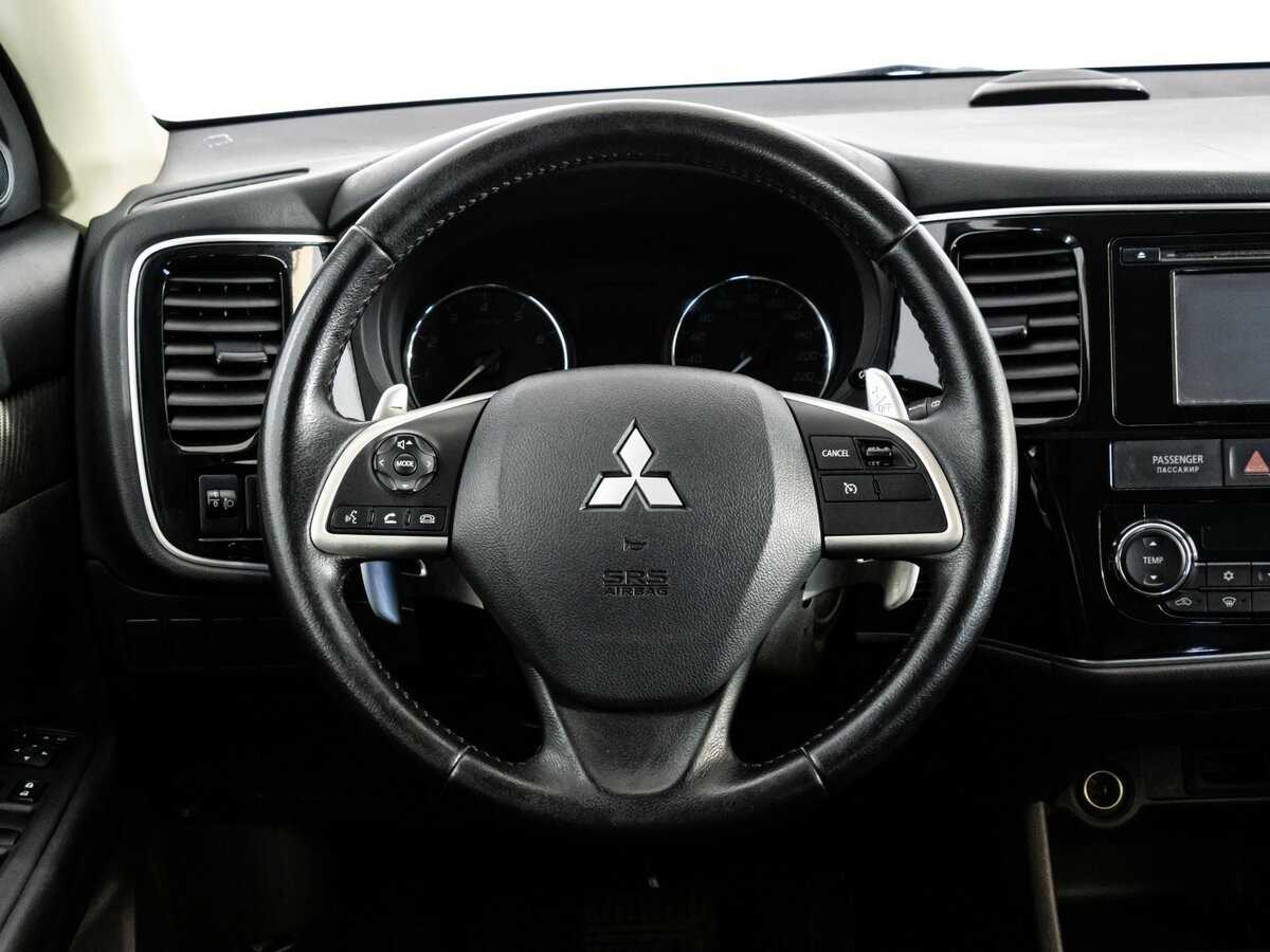 Mitsubishi Outlander 2012 года с пробегом. Фото: #9