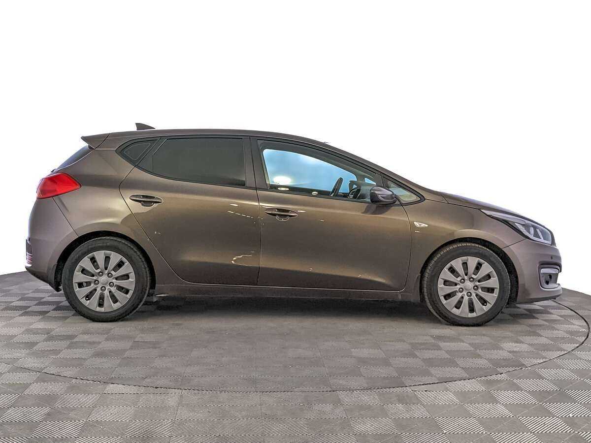 Kia Ceed 2017 года с пробегом. Фото: #3