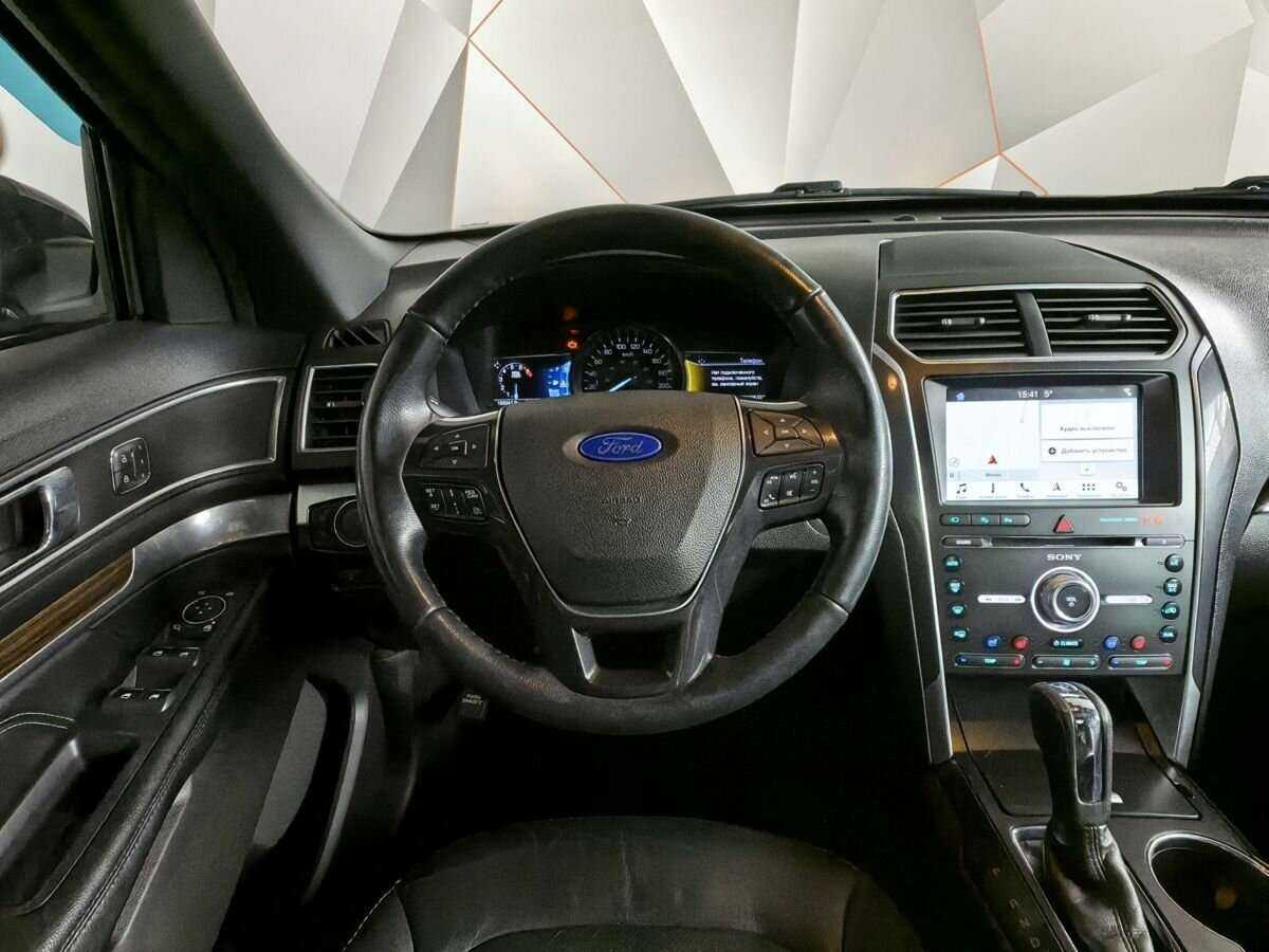 Ford Explorer 2017 года с пробегом. Фото: #13