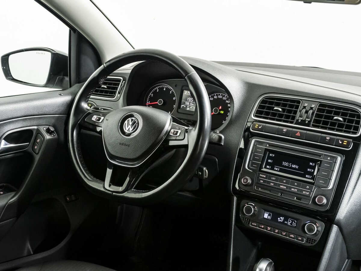 Volkswagen Polo 2018 года с пробегом. Фото: #7