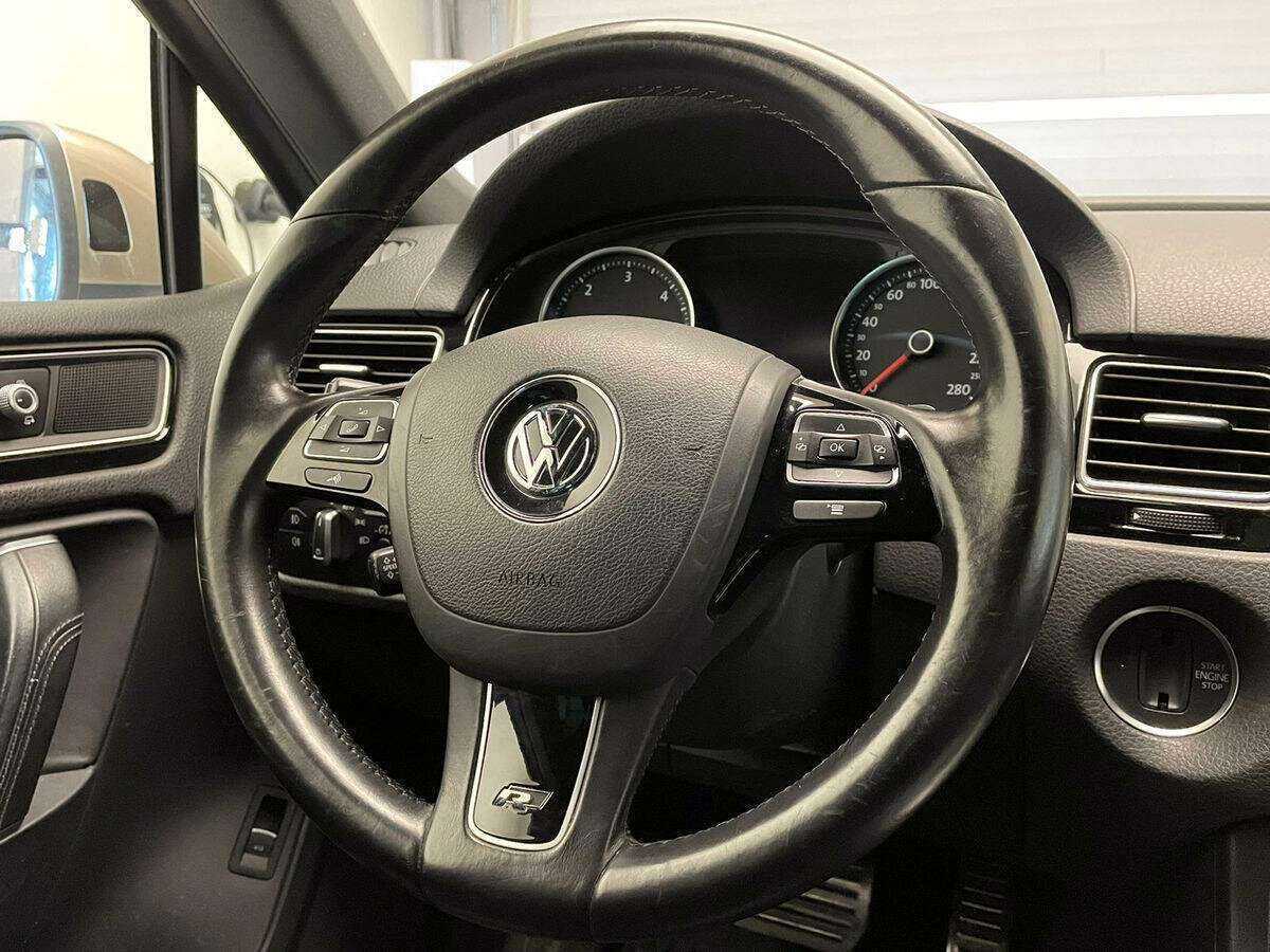 Volkswagen Touareg 2015 года с пробегом. Фото: #12