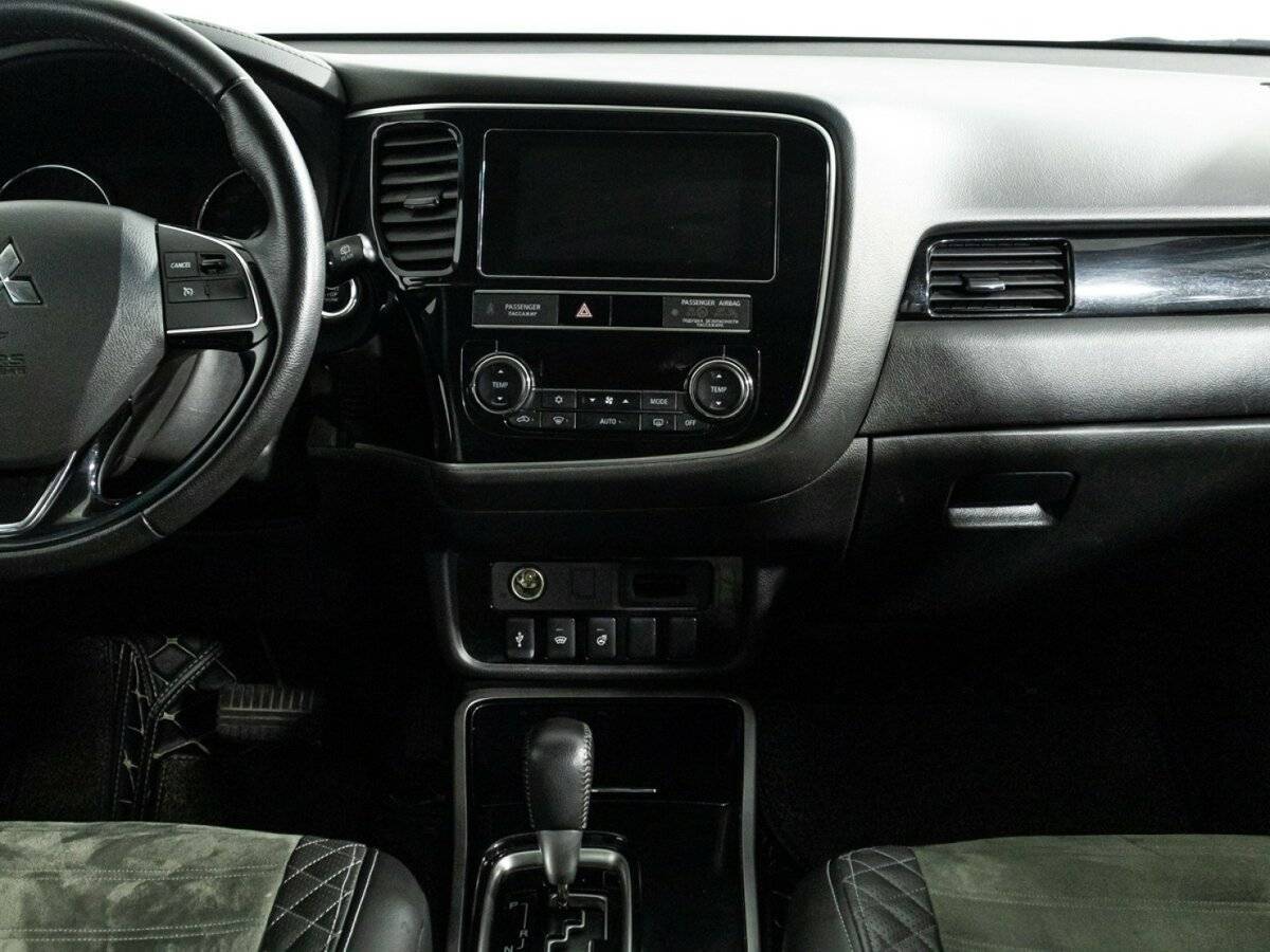 Mitsubishi Outlander 2019 года с пробегом. Фото: #14