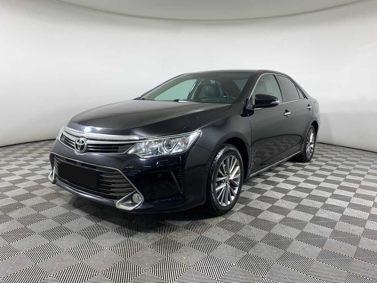 Toyota Camry 2016 года с пробегом. Посмотреть фото
