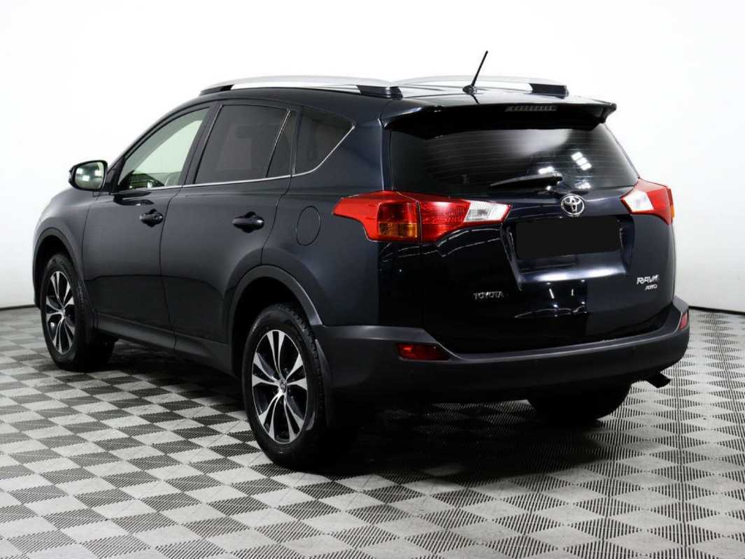Toyota RAV4 2015 года с пробегом. Фото: #6