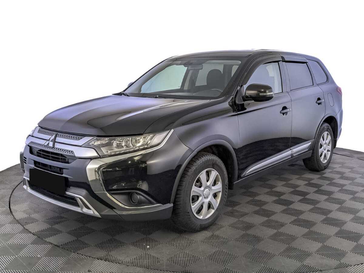 Mitsubishi Outlander 2018 года с пробегом. Посмотреть фото