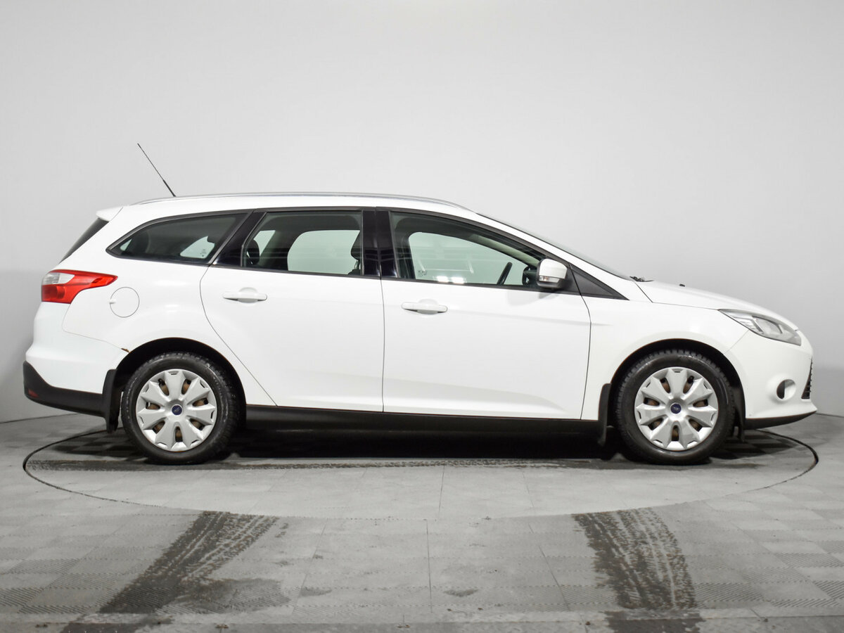 Ford Focus 2014 года с пробегом. Фото: #3