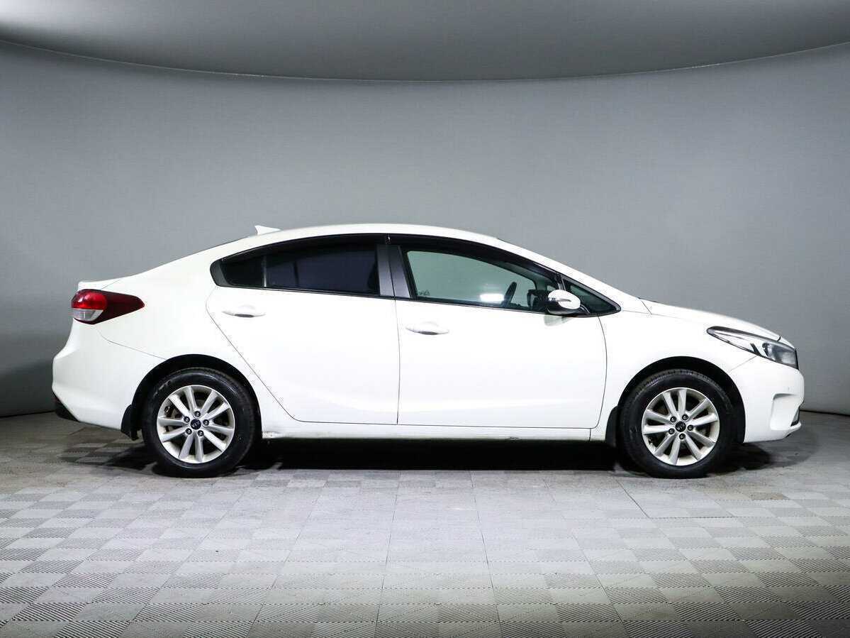 Kia Cerato 2018 года с пробегом. Фото: #3