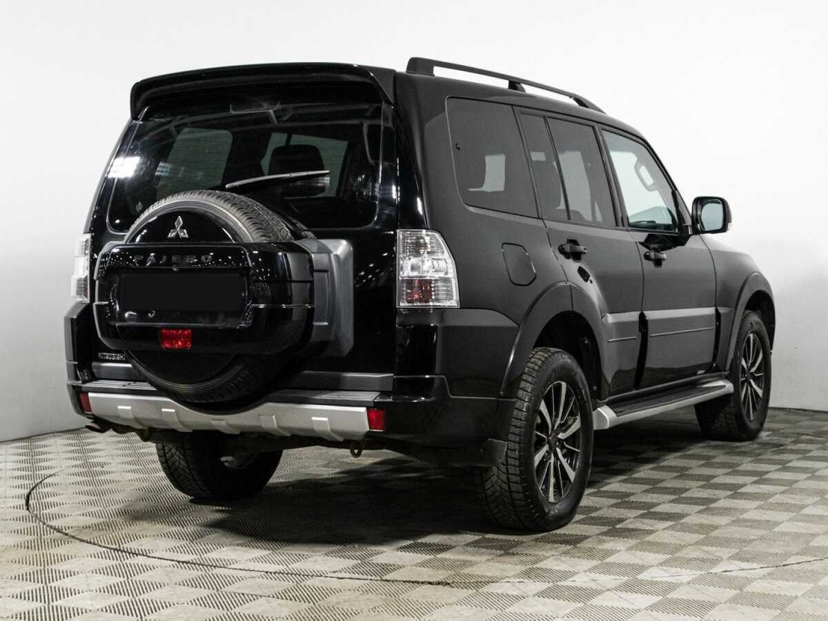 Mitsubishi Pajero 2012 года с пробегом. Фото: #3