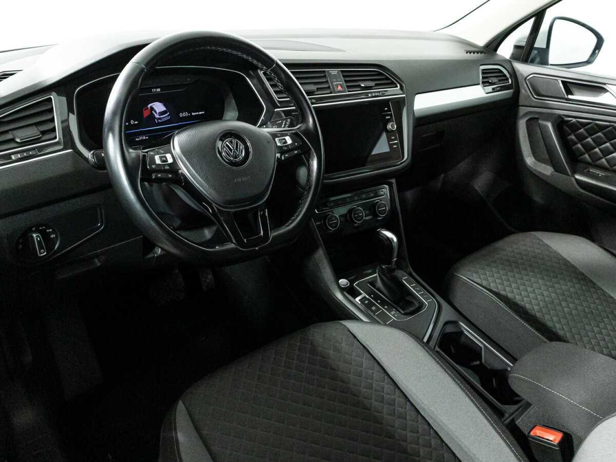 Volkswagen Tiguan 2018 года с пробегом. Фото: #9