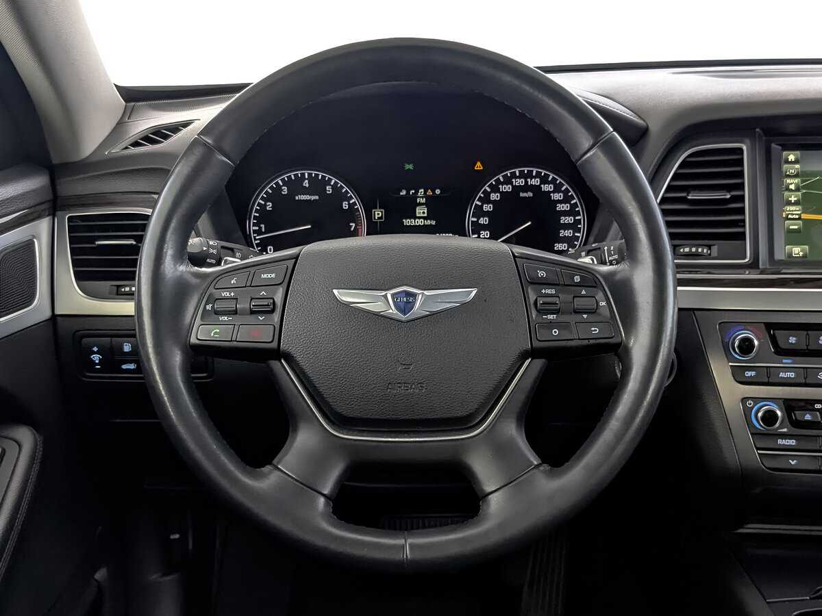 Hyundai Genesis 2015 года с пробегом. Фото: #20
