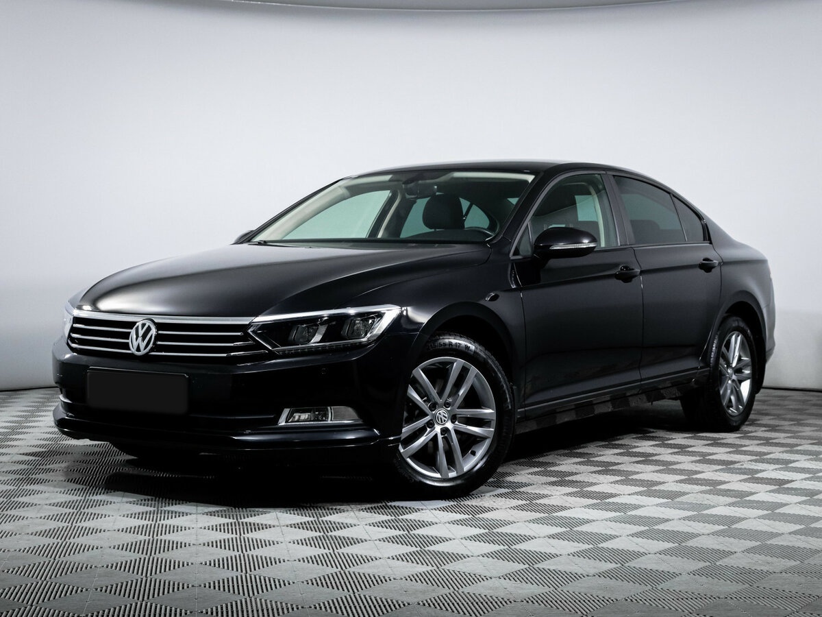 Volkswagen Passat 2016 года с пробегом. Посмотреть фото