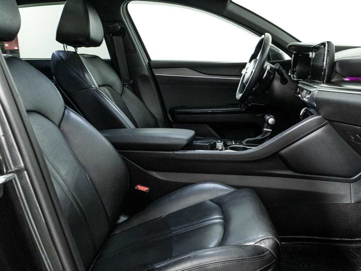 Kia K5 2021 года с пробегом. Фото: #12