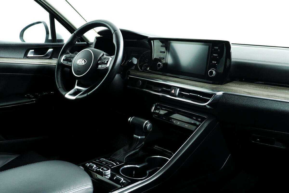 Kia K5 2021 года с пробегом. Фото: #8