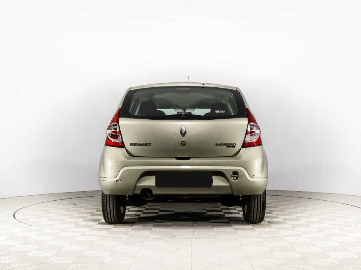 Renault Sandero 2013 года с пробегом. Фото: #5