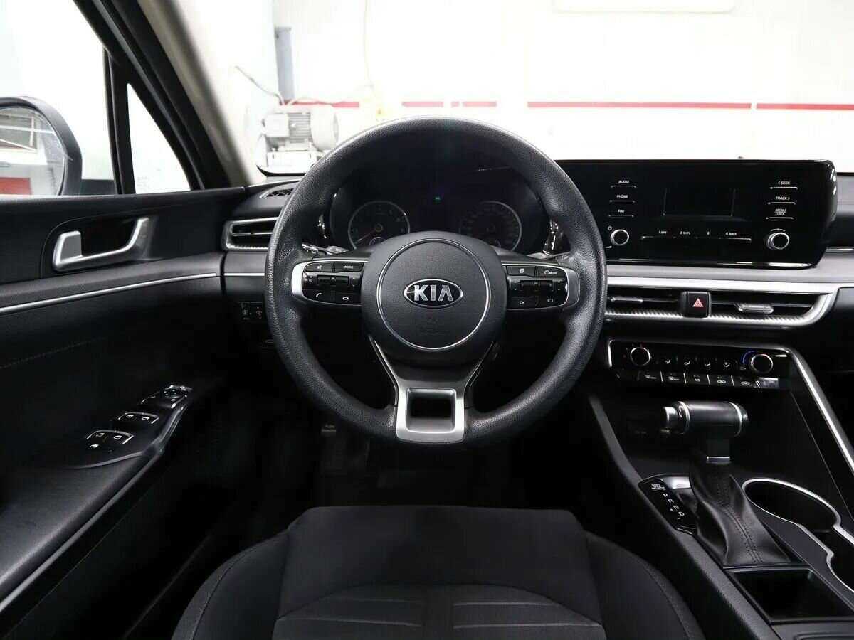 Kia K5 2020 года с пробегом. Фото: #18