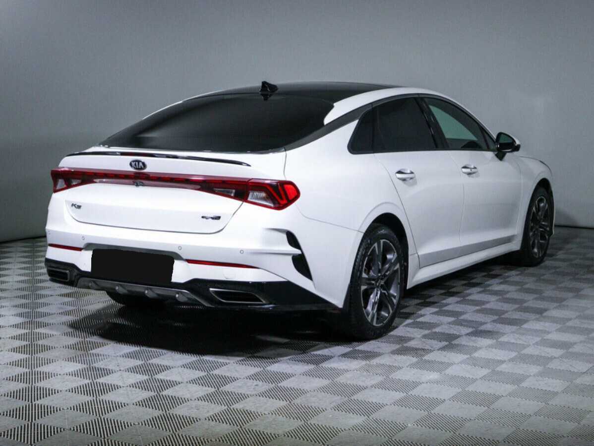 Kia K5 2021 года с пробегом. Фото: #4