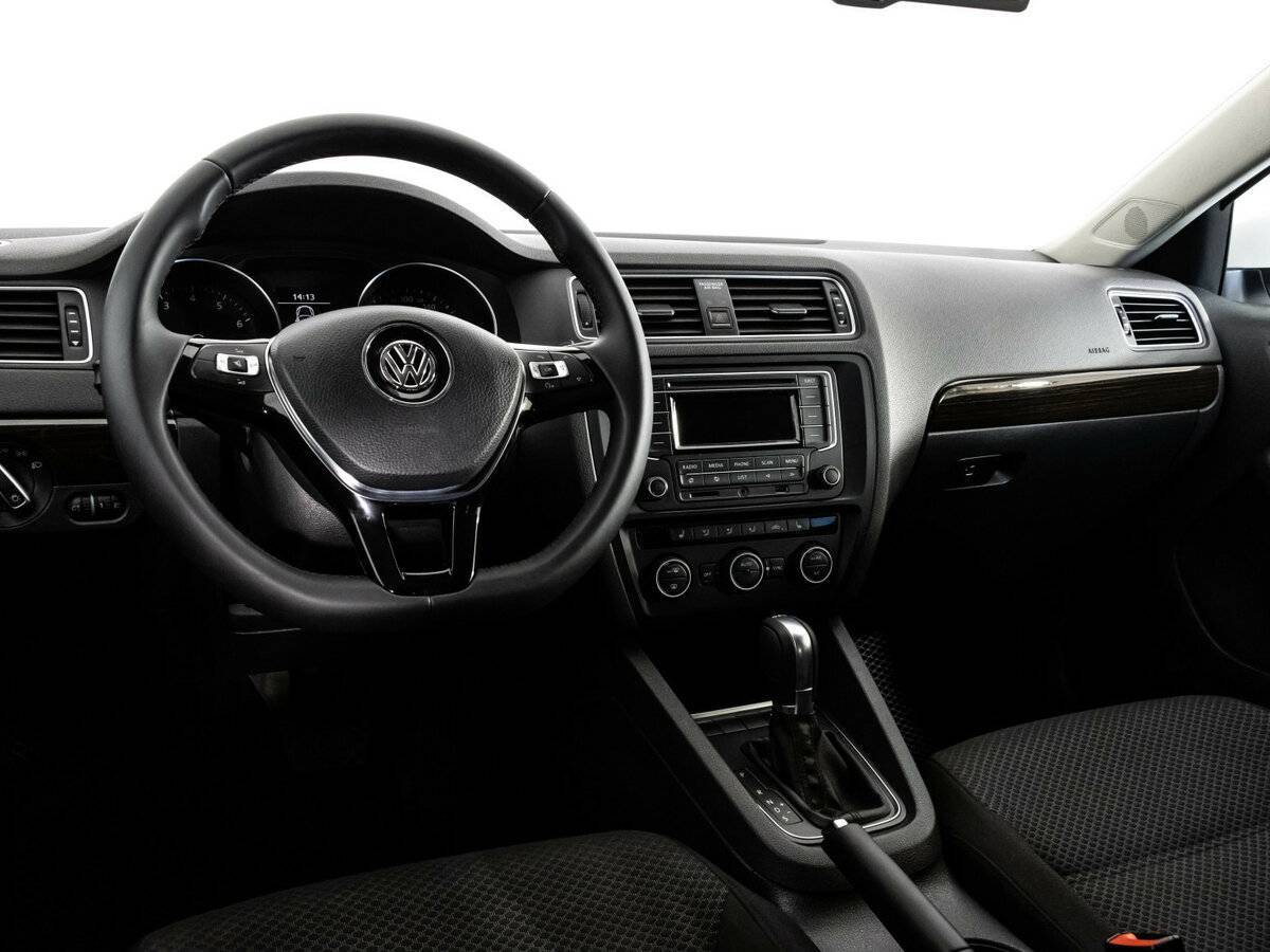 Volkswagen Jetta 2015 года с пробегом. Фото: #10