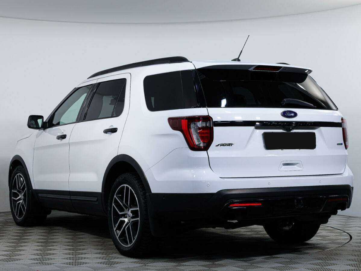 Ford Explorer 2015 года с пробегом. Фото: #6
