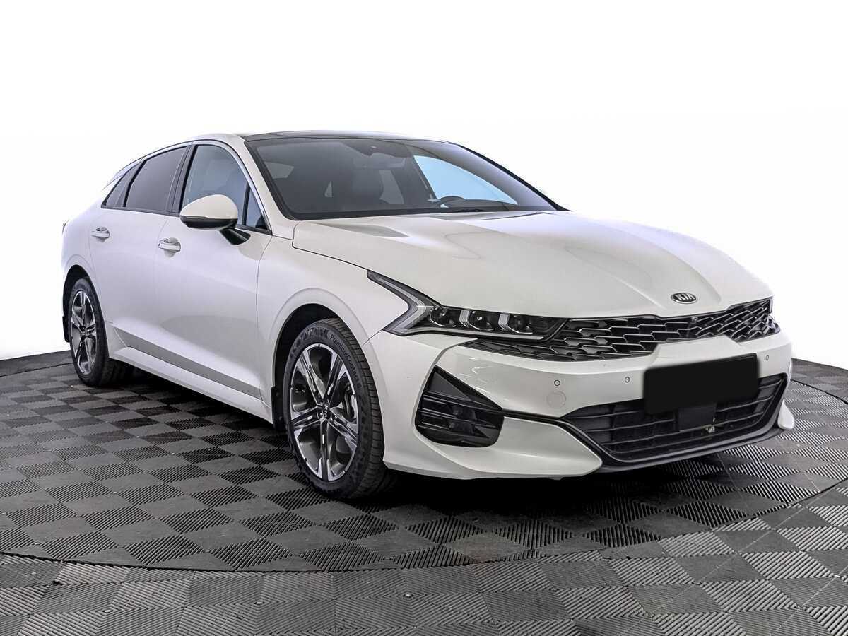 Kia K5 2021 года с пробегом. Фото: #2