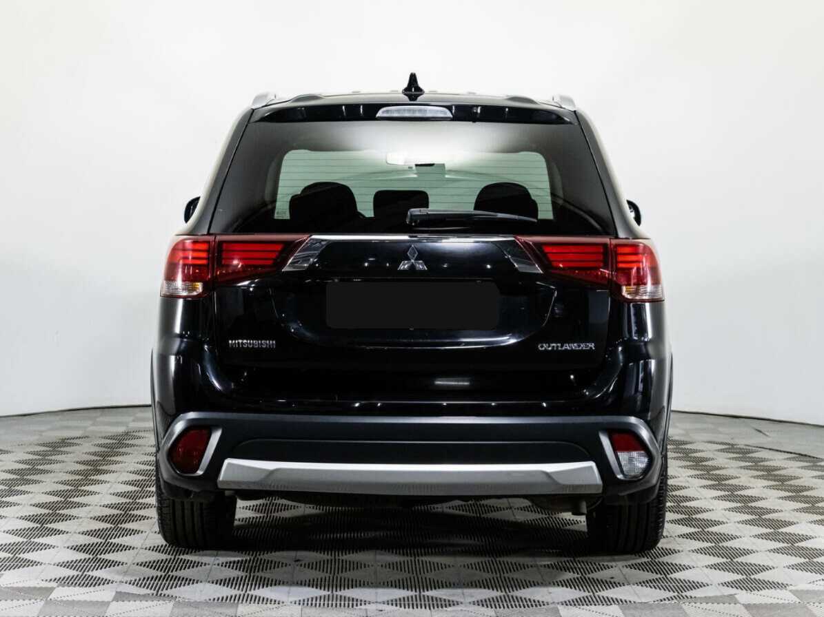 Mitsubishi Outlander 2018 года с пробегом. Фото: #5