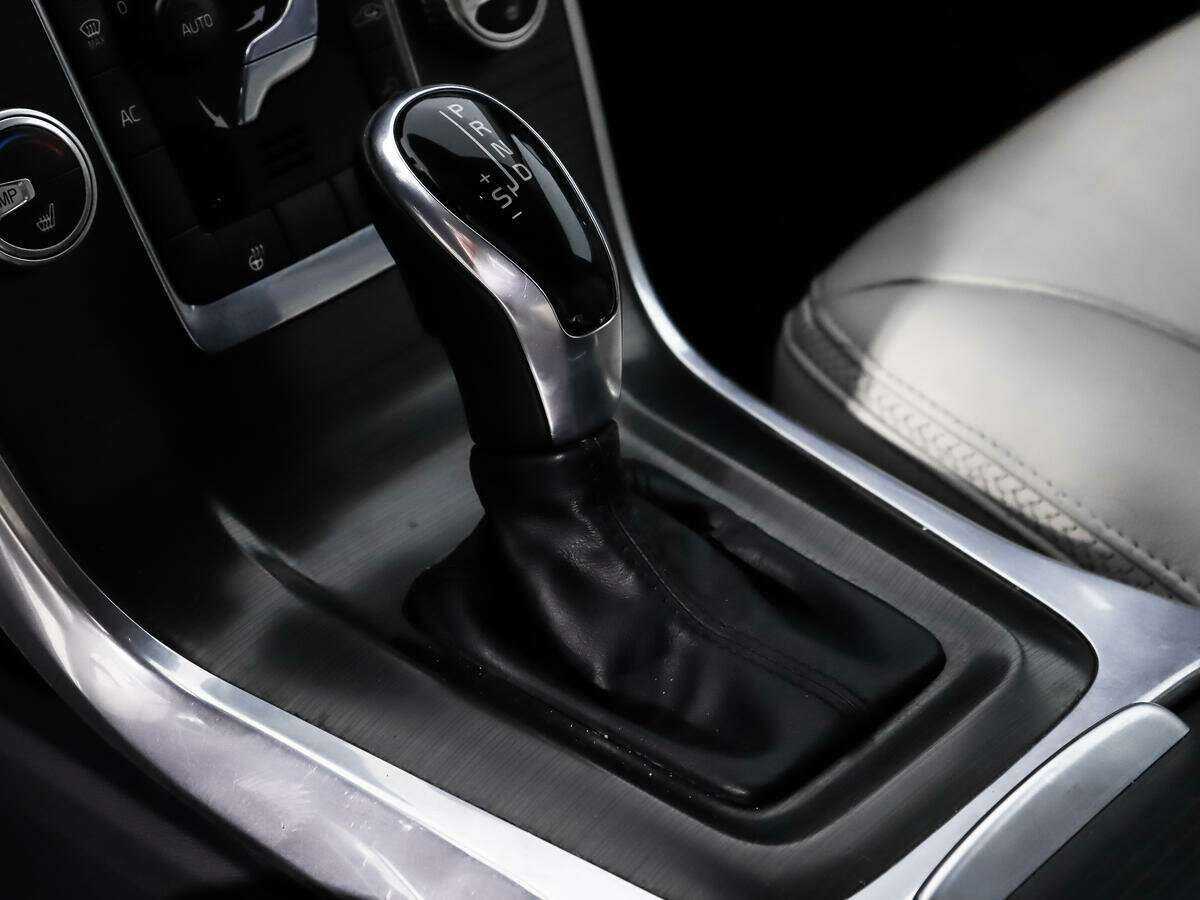 Volvo XC70 2014 года с пробегом. Фото: #10