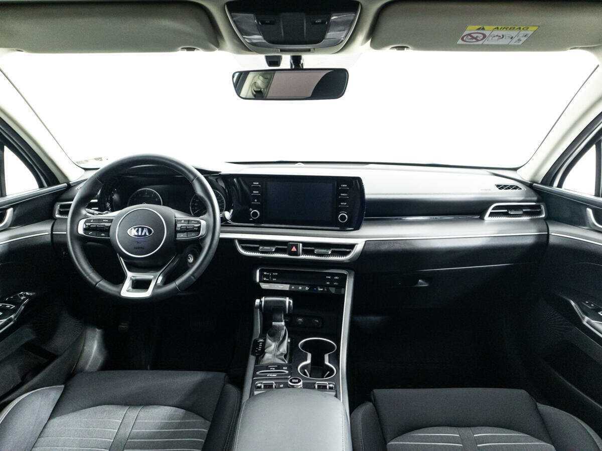 Kia K5 2021 года с пробегом. Фото: #12