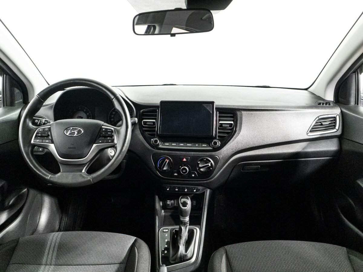 Hyundai Solaris 2021 года с пробегом. Фото: #12