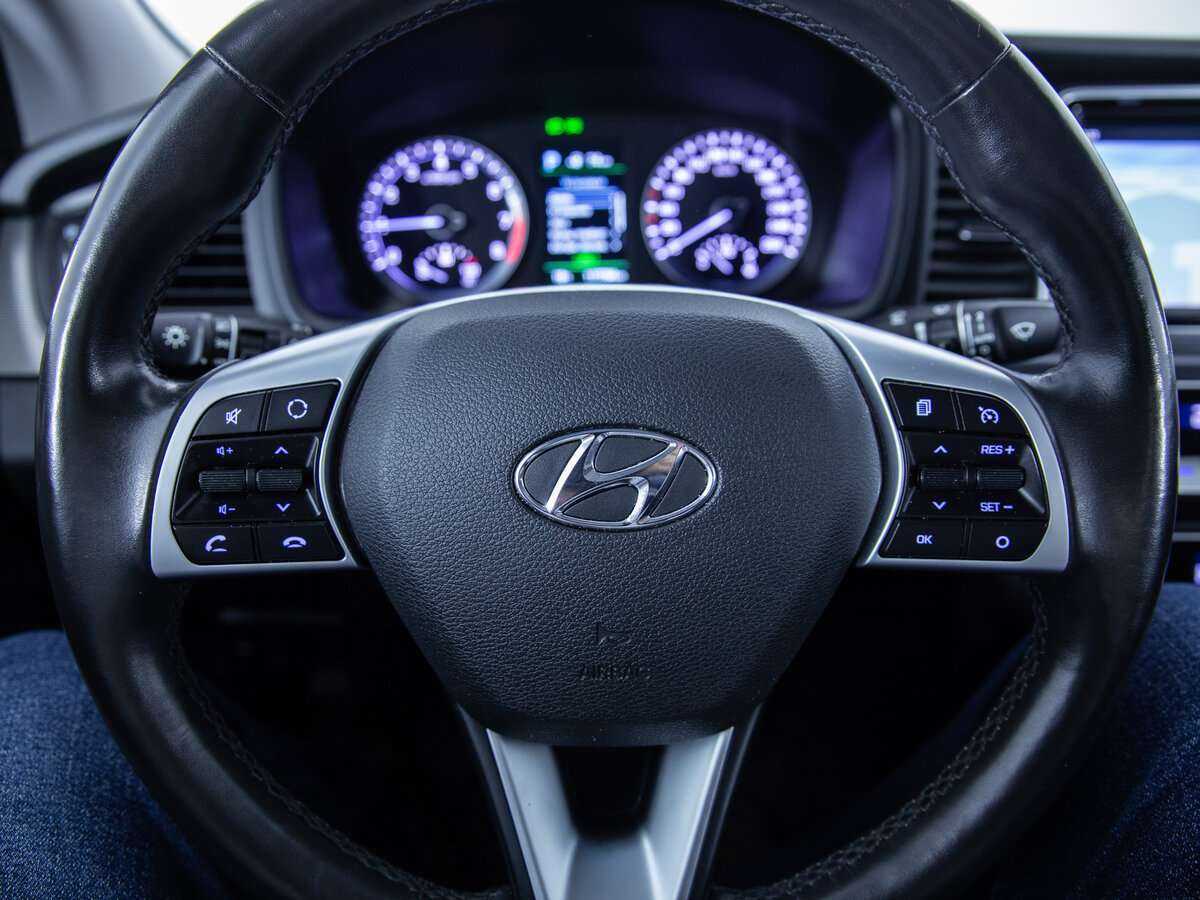 Hyundai Sonata 2018 года с пробегом. Фото: #9
