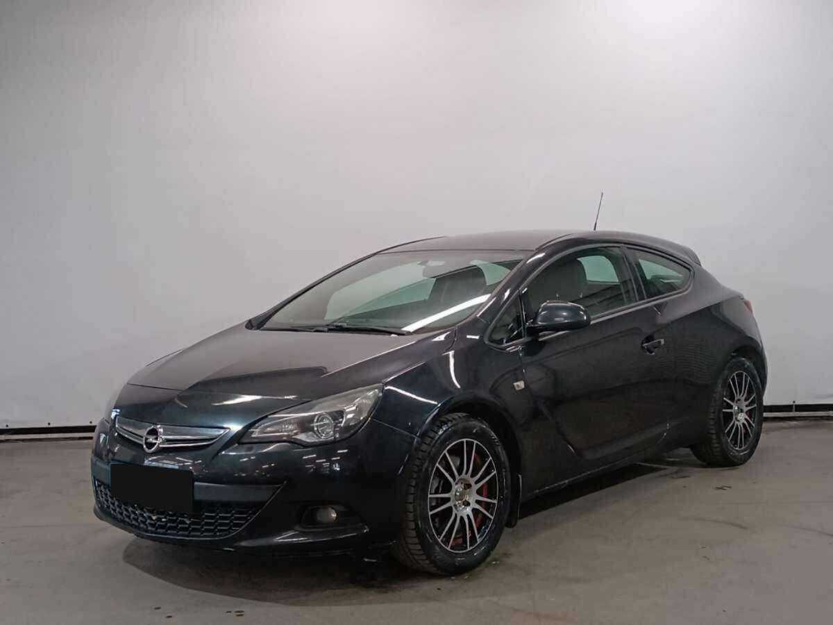 Opel Astra 2012 года с пробегом. Посмотреть фото